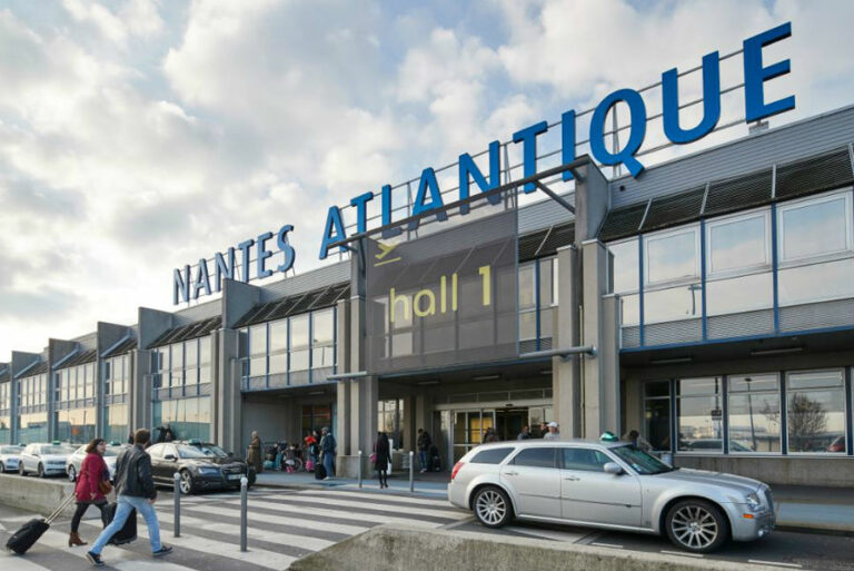 aeroport-Nantes-Atlantique-exhale