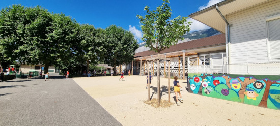 ecole-des-vignes-saint-ismier-01