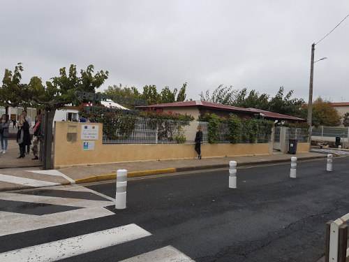 ecole-victor-hugo-agde-01