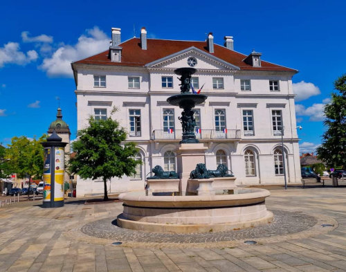 mairie-champagnole-01