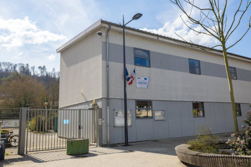 ecole-claude-chary-bourgoin-jallieu-01