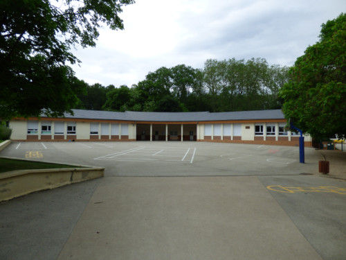 ecole-roland-belleville-01
