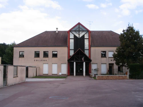 college-hutinel-01