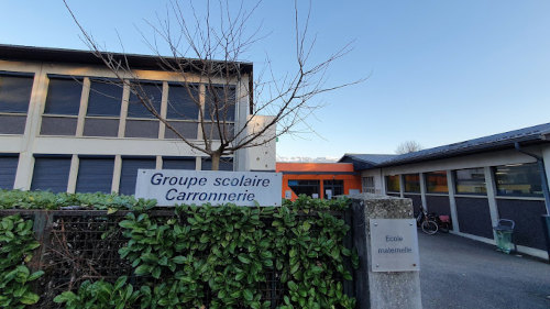 groupe-scolaire-caronnerie-01