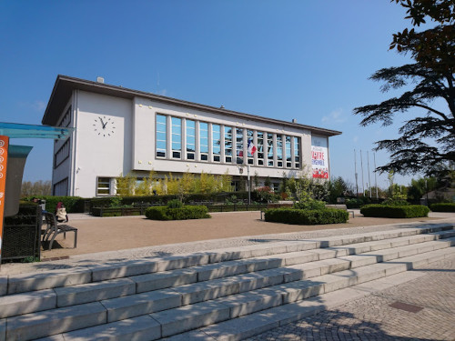 mairie-de-bron-01