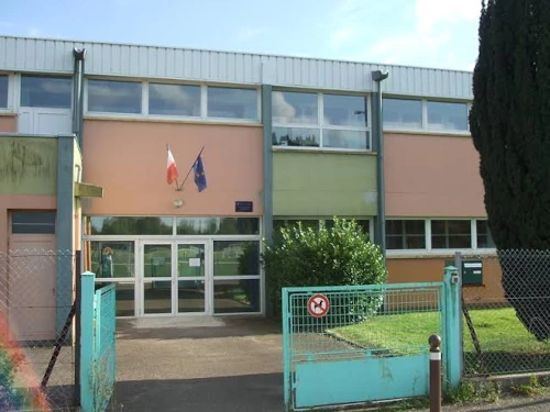 ecole-maternelle-les-coccinelles-mets-01
