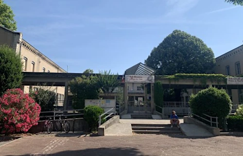 groupe-scolaire-saint-exupery-tournon-01