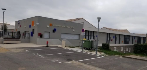 simone-veil-rousset-01