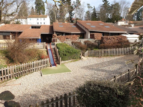 ecole-maternelle-marelle-amplepuis-01